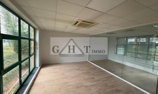 Bureau  20 m² à louer à Montlhéry (91310)