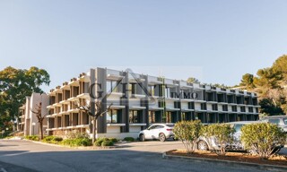 Bureau  392 m² à louer à Valbonne (06560)