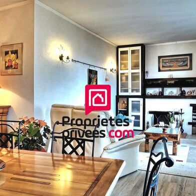 Appartement 6 pièces 210000 €