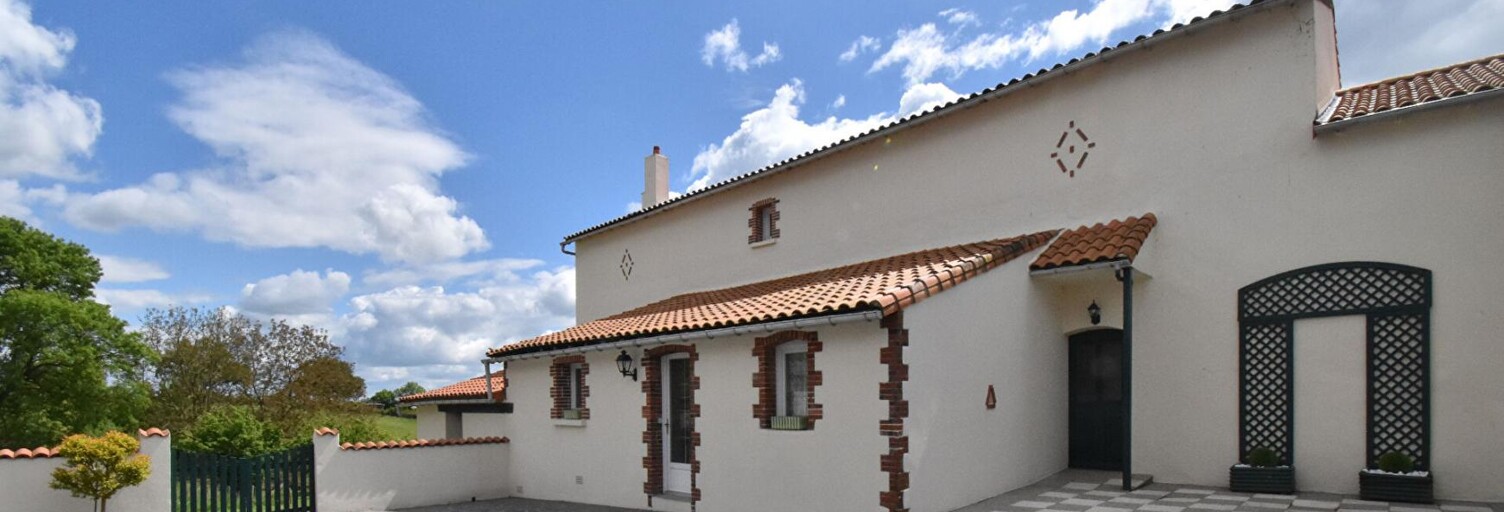 Maison 8 Pièces 200 m² à vendre à La Plaine (49360)