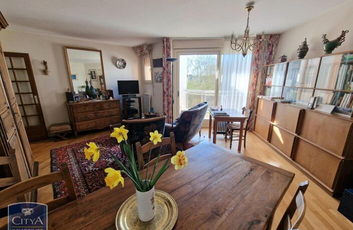 Vente appartement 2 pièces 61 m² Saumur (49400) — photo 2