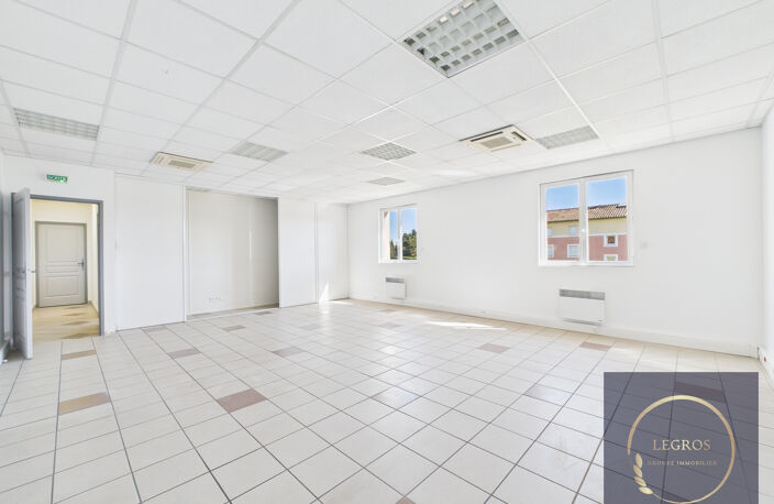 Location de bureau ou local professionnel entre 25m2 et 60 m — photo 3