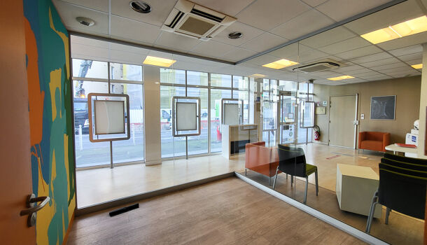 Local commercial  à louer Toulon 83000