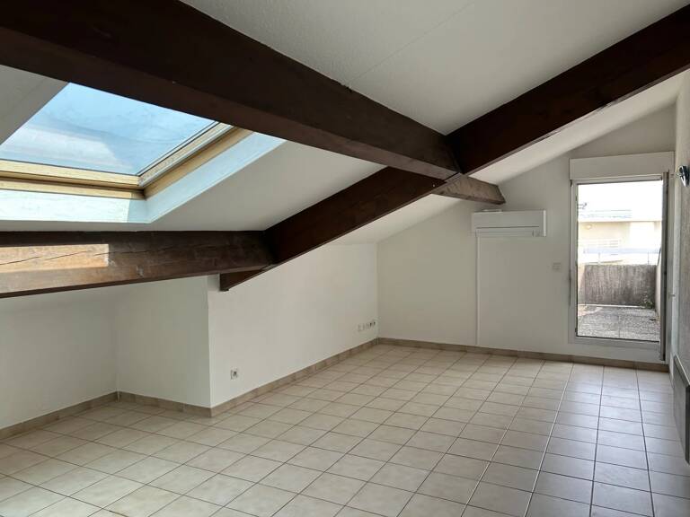 Studio 54 m² avec terrasse Montélimar — photo 1
