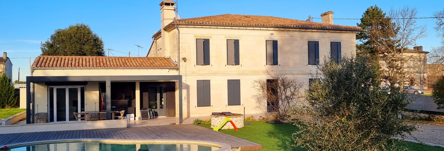 Maison 8 Pièces 320 m² à vendre à Fronsac (33126)