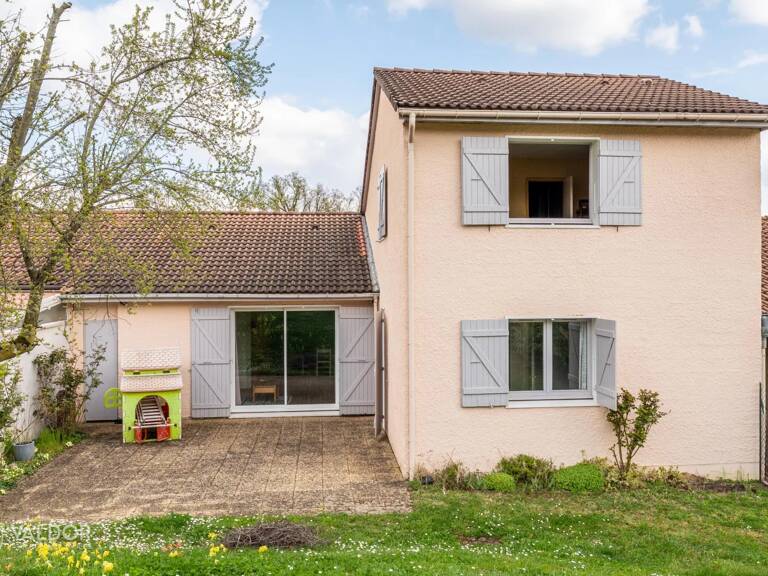 Maison 6 pièces  à vendre 130 m² — photo 1