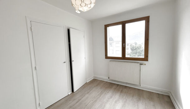 Appartement 3 pièces  à louer Saint-Martin-d'Hères 38400