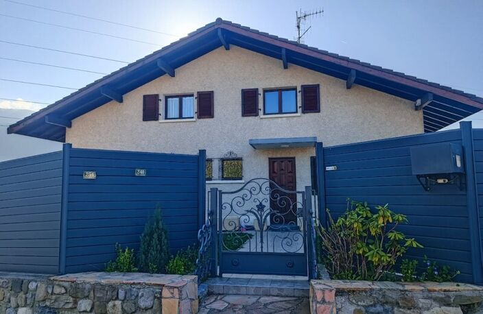 MAISON — photo 3