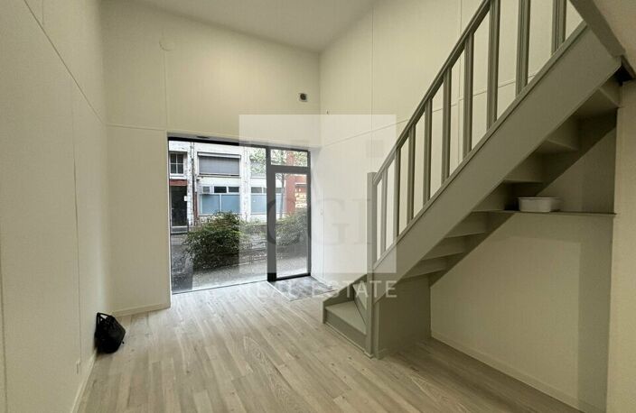 BUREAUX/LOCAL COMMERCIAL à LOUER — photo 4