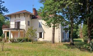 Maison 10 Pièces 260 m² à vendre à Saint-Martin-d'Oney (40090)