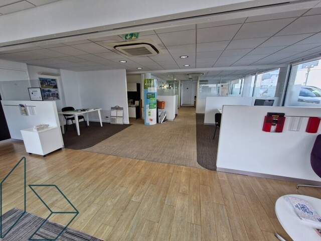 Commerce — photo du bien