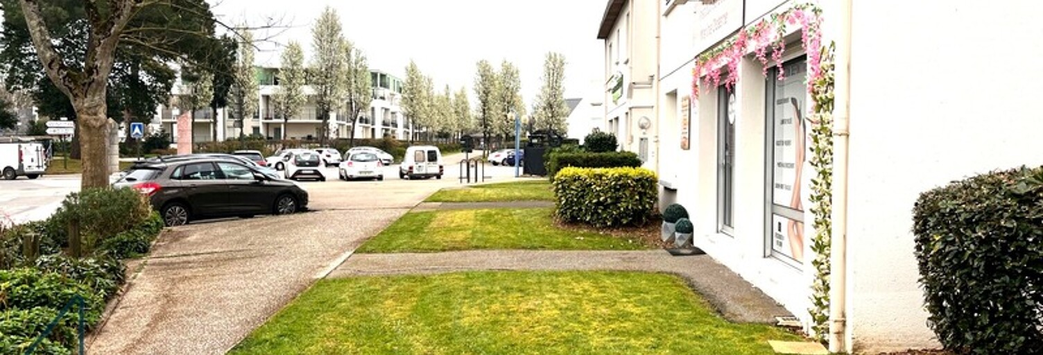 Commerce  41 m² à louer à Saint-Avé (56890)