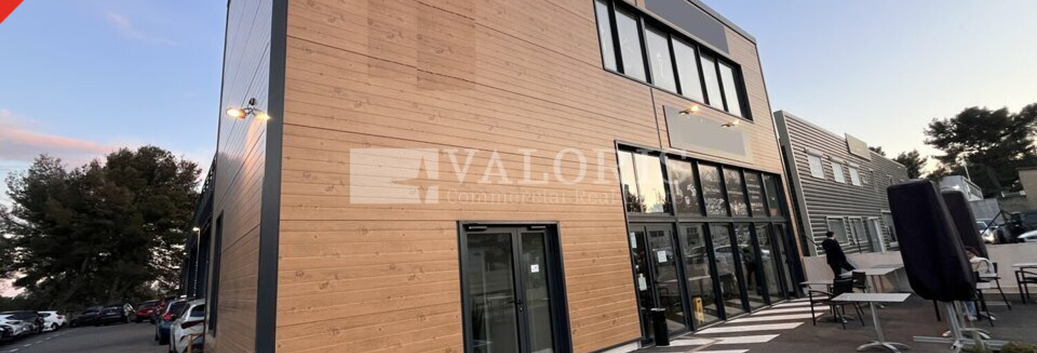 Commerce  144 m² à louer à La Ciotat (13600)