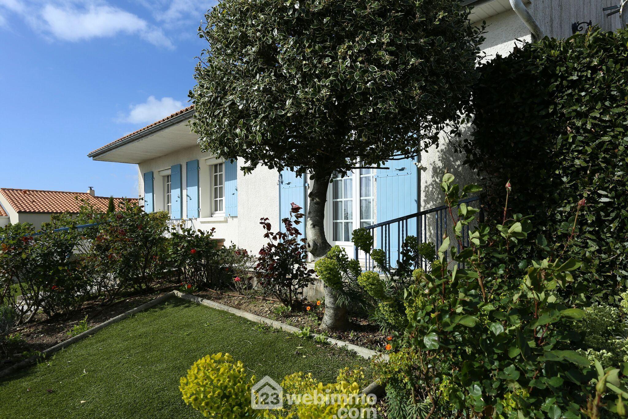 Villa / Maison 8 pièces  à vendre Puilboreau 17138