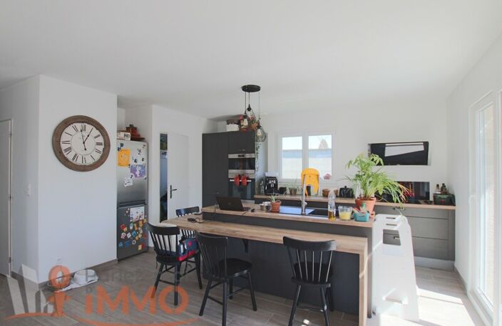 Villa — photo 4