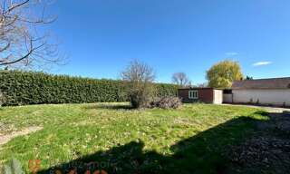 Terrain  900 m² à vendre à Loyettes (01360)