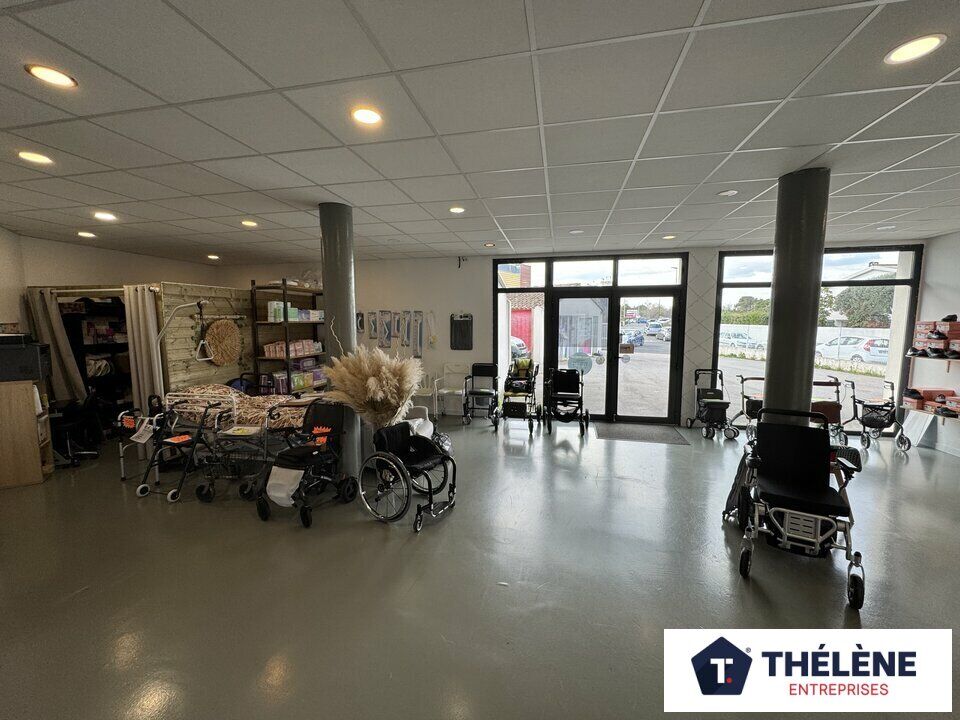 Local commercial  à louer Villeneuve-lès-Maguelone 34750