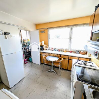 Appartement 4 pièces 185000 €