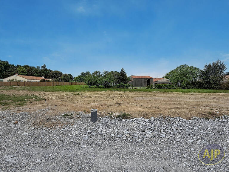 Proche de Talmont St Hilaire, terrain constructible 392 m2 viabilisé — photo 1