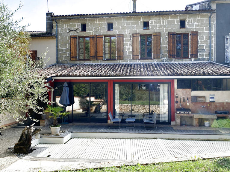 Maison de bourg avec piscine — photo 1