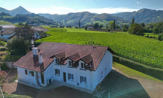 Maison 11 Pièces 395 m² à vendre à Saint-Jean-Pied-de-Port (64220)