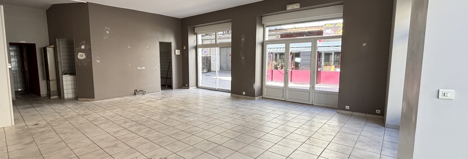 Immeuble  65 m² à vendre à Vals-les-Bains (07600)