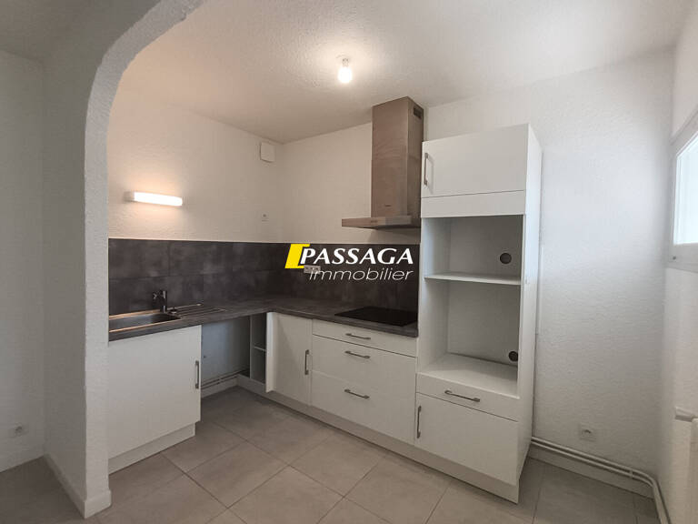 Appartement GAGES LE PONT - 2 pièce(s) - 47.55 m² - Parking privatif — photo 1
