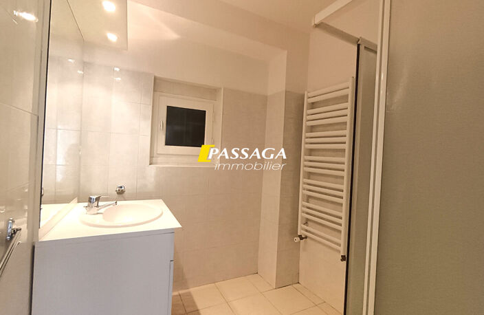 Appartement GAGES LE PONT - 2 pièce(s) - 47.55 m² - Parking privatif — photo 4