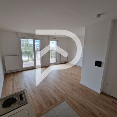 Appartement 1 pièces 900 €