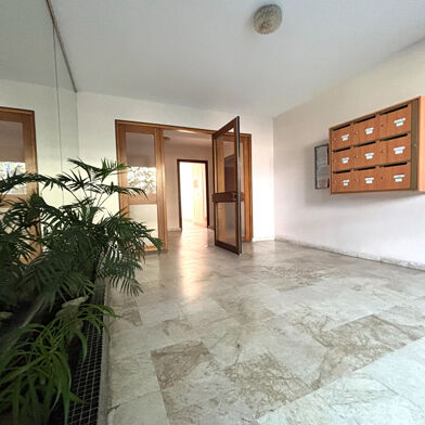 Appartement 3 pièces 395200 €