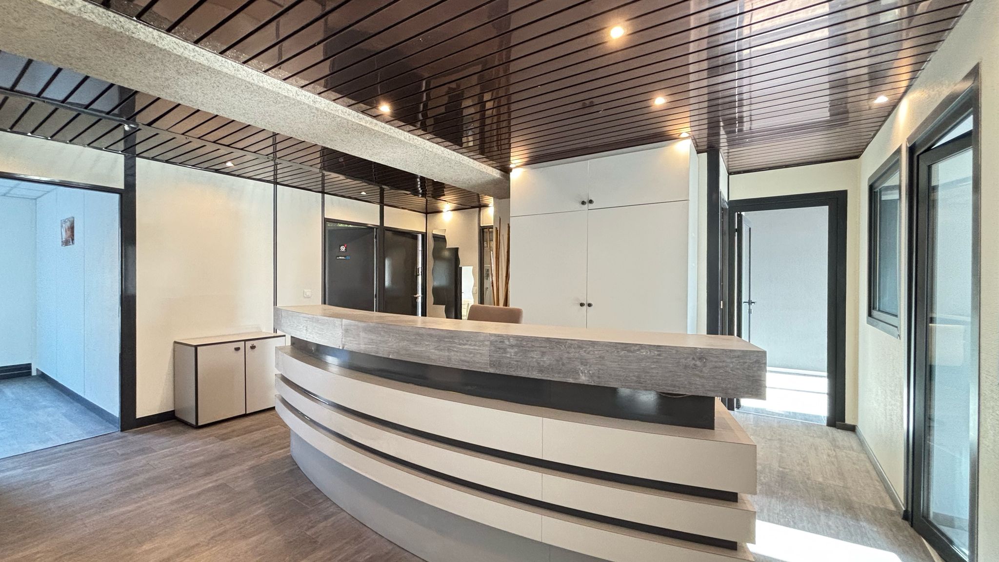 Local commercial  T8 à louer Annemasse 74100