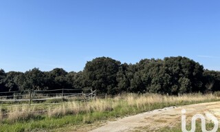 Terrain  1800 m² à vendre à Saint-Gilles (30800)