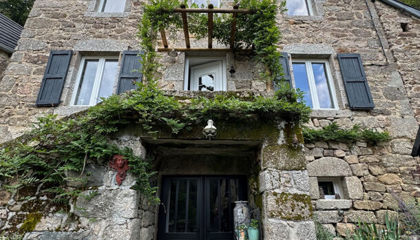 Propri&eacute;t&eacute; 6 pièces  à vendre Nayrac (Le) 12190