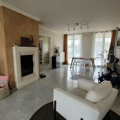 Maison 5 pièces 389000 €