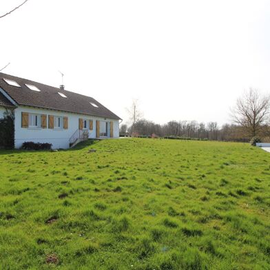 Maison 9 pièces 380000 €