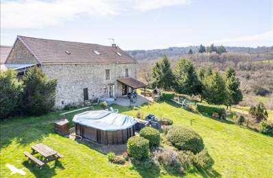 Ferme (tte) de 5 pièces principales — photo du bien