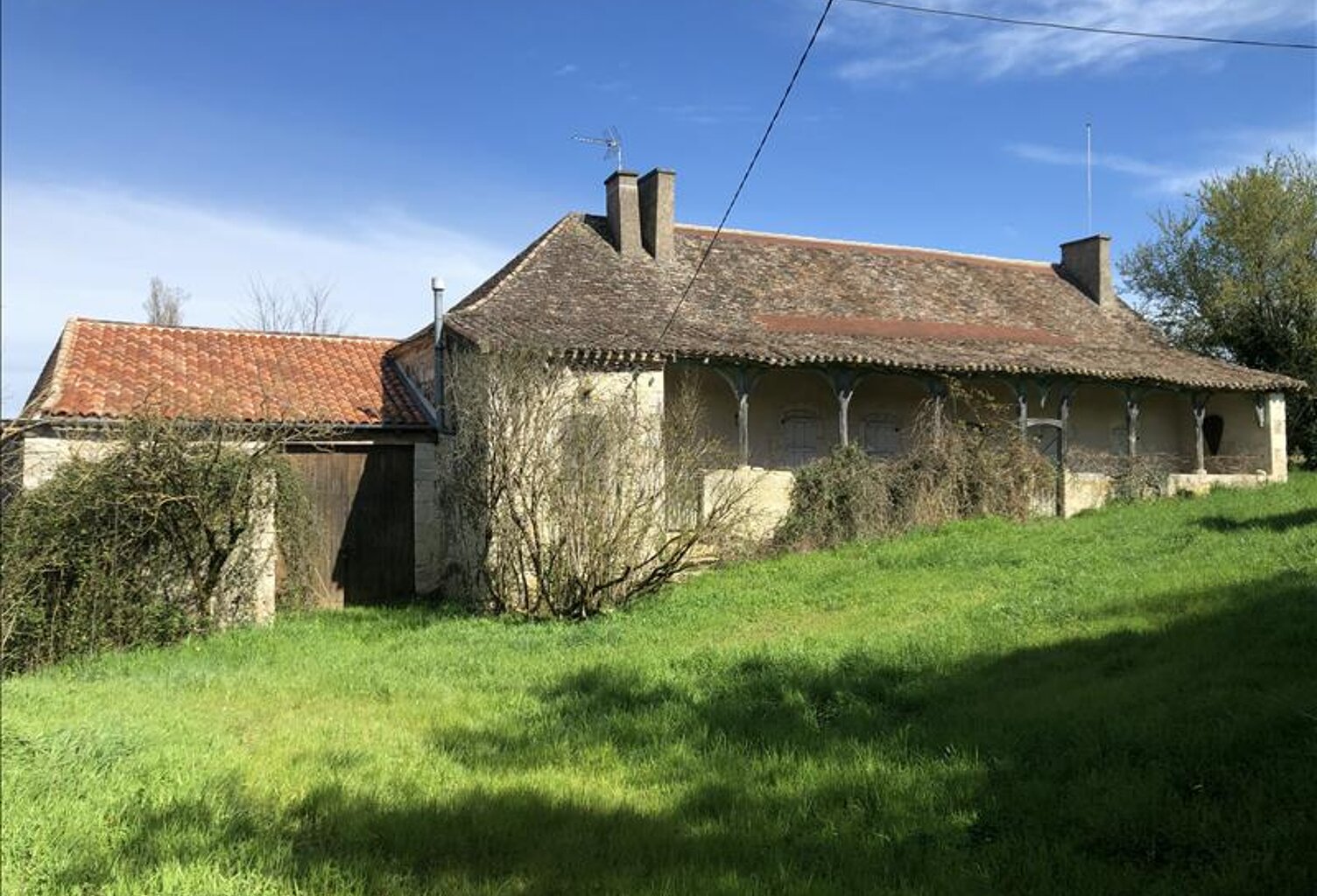 Propriété Viticole de 4 pièces principales — photo 1
