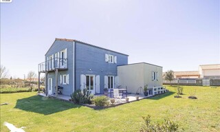 Maison 5 Pièces 157 m² à vendre à Bords (17430)