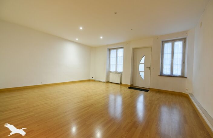 Maison de bourg de 8 pièces principales — photo 2