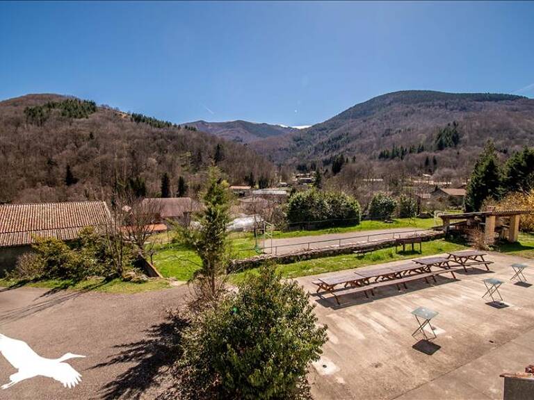 Domaine de 20 pièces principales — photo 1