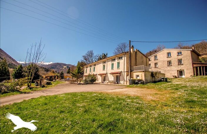 Domaine de 20 pièces principales — photo 2