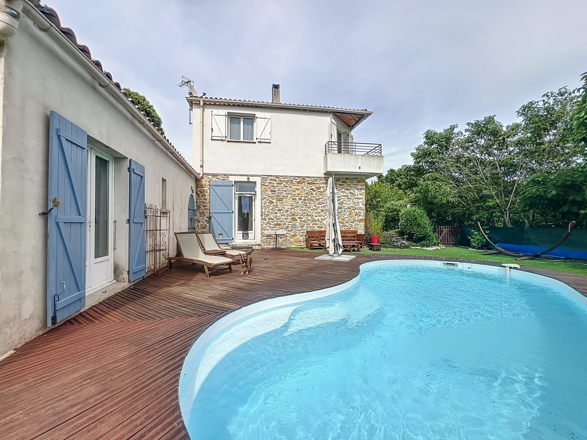 Agence immobilière de Sajatim