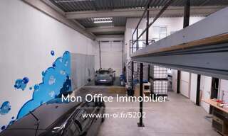 Local industriel 10 Pièces 252 m² à vendre à Aix-en-Provence (13100)
