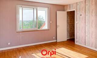 Maison 5 Pièces 139 m² à vendre à Vernusse (03390)