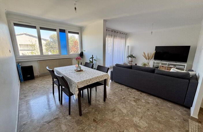 Appartement T3 de 74 m2 — photo 2