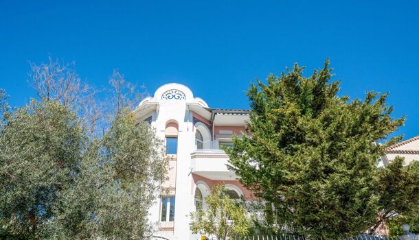 Villa / Maison 10 pièces  à vendre Marseille 8eme 13008