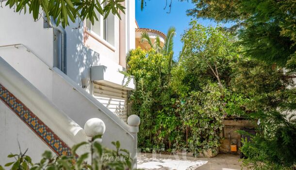 Villa / Maison 10 pièces  à vendre Marseille 8eme 13008