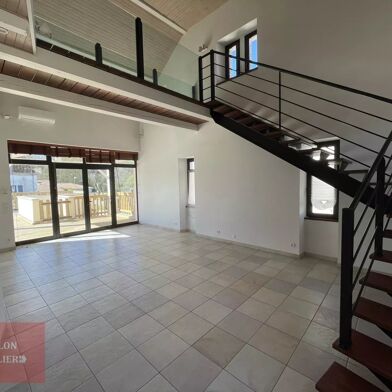 Maison 6 pièces 240000 €