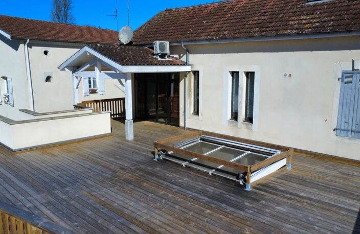 Maison/Villa 6 pièces — photo 3