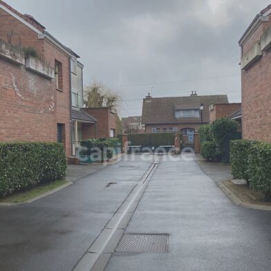 Appartement 5 pièces 237600 €